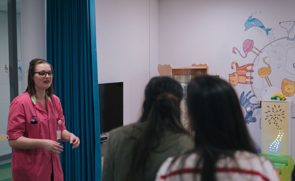 Talking to the nurse at Ikazia